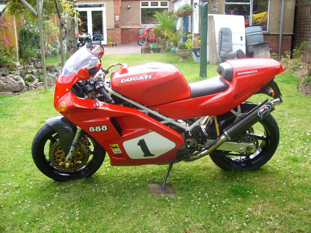 Ducati SP4 004.jpg