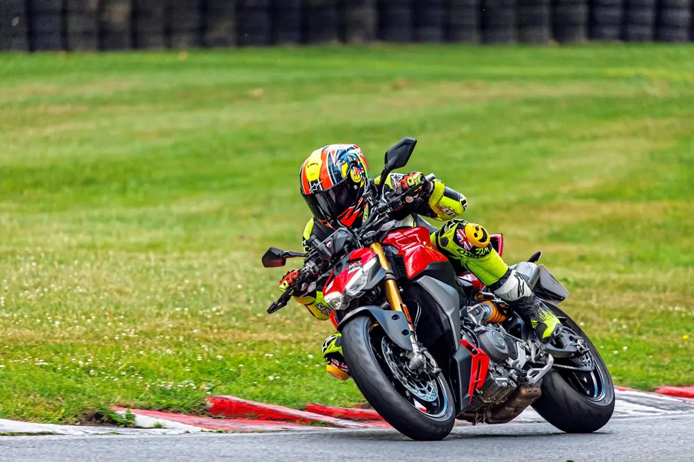 ducati_streetfighter_v2_update_five.1.webp