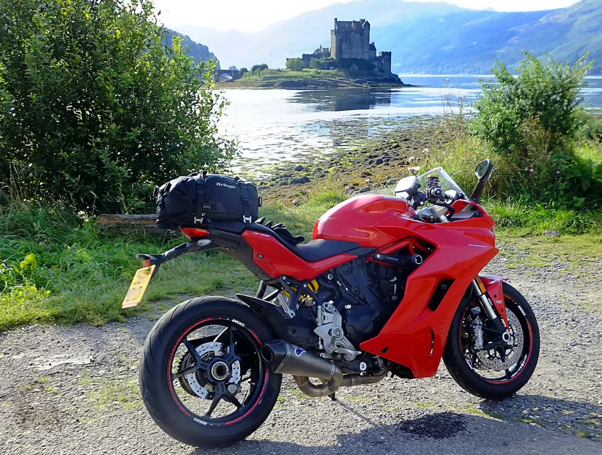 Eillan Donan Castle copy.webp