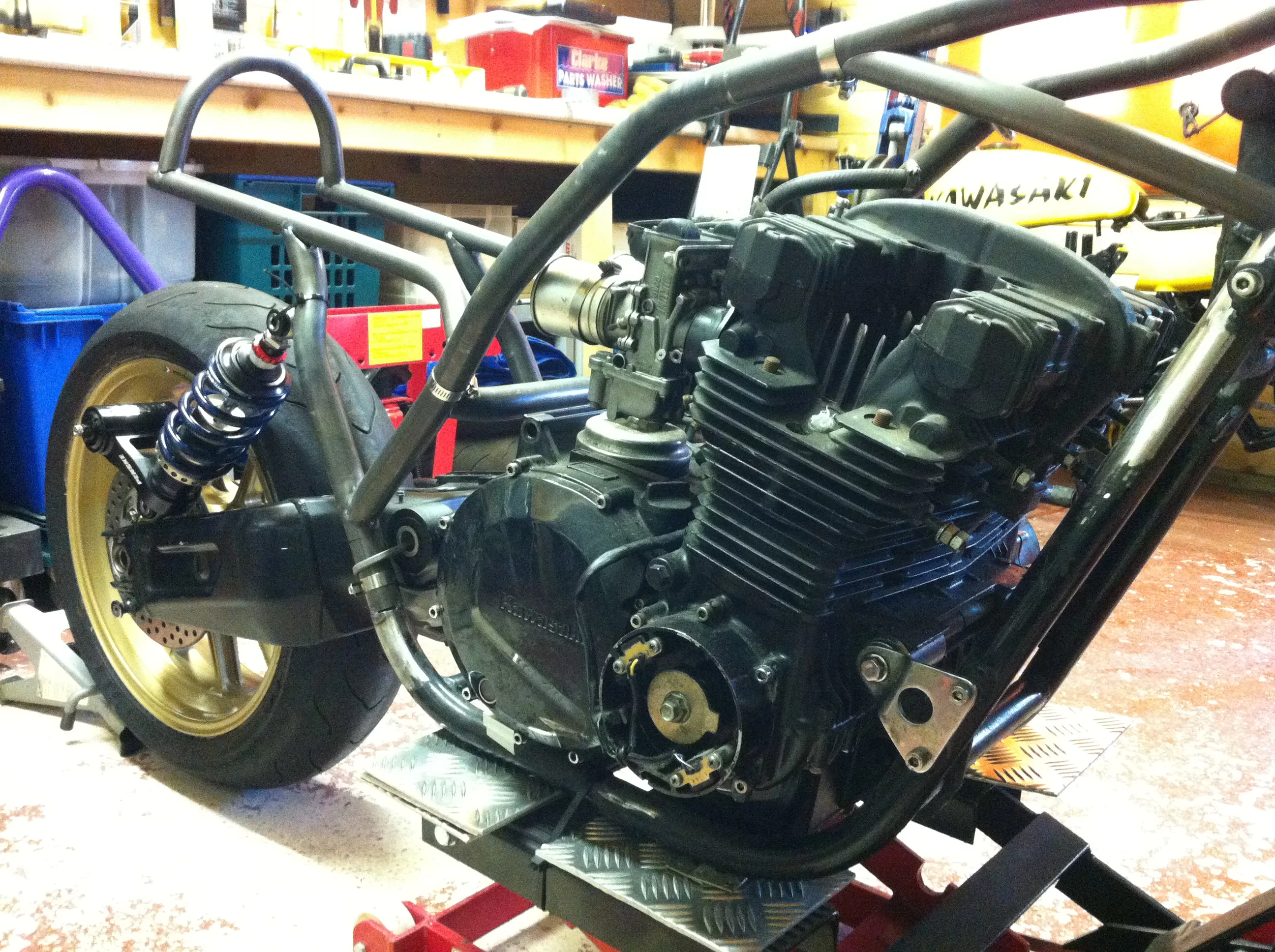 Kawasaki KR1000 Replica 11.jpeg