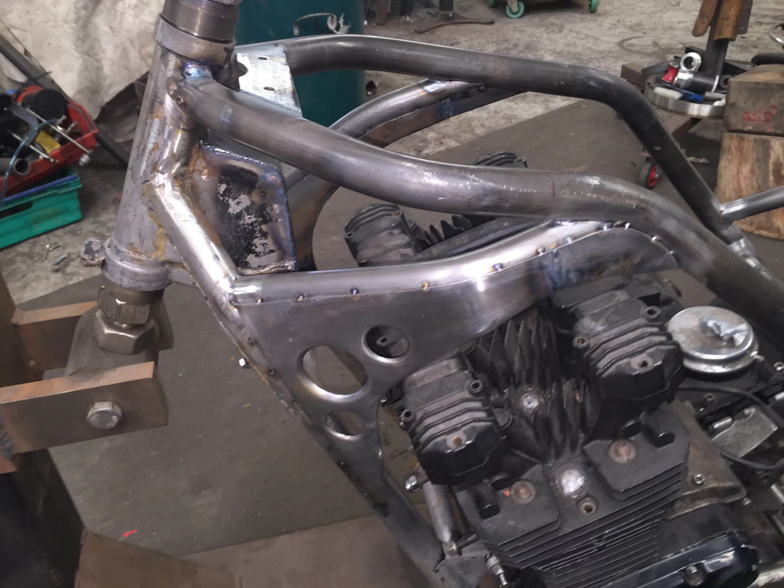 Kawasaki KR1000 Replica 27.webp