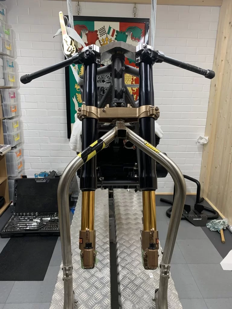 Kawasaki KR1000 Replica 343.webp