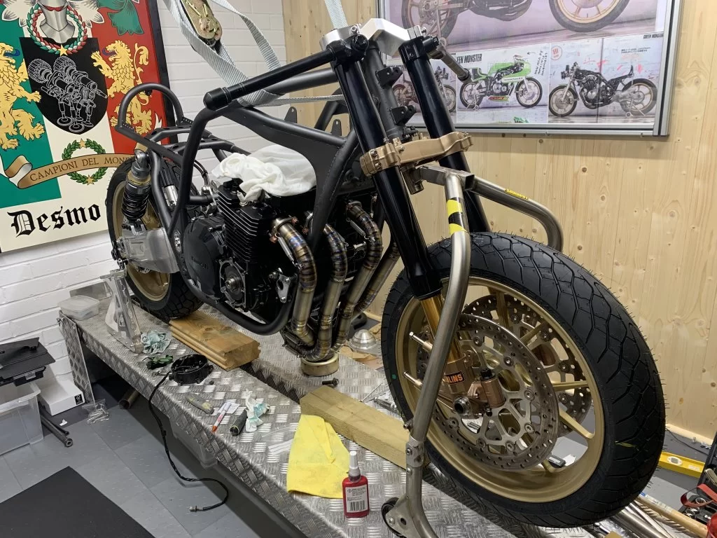 Kawasaki KR1000 Replica 364.webp
