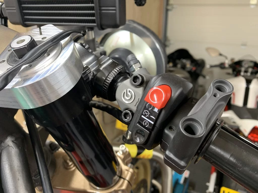 Kawasaki KR1000 Replica 585.webp