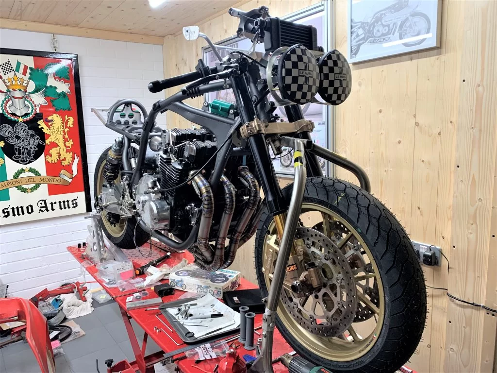 Kawasaki KR1000 Replica 589.webp