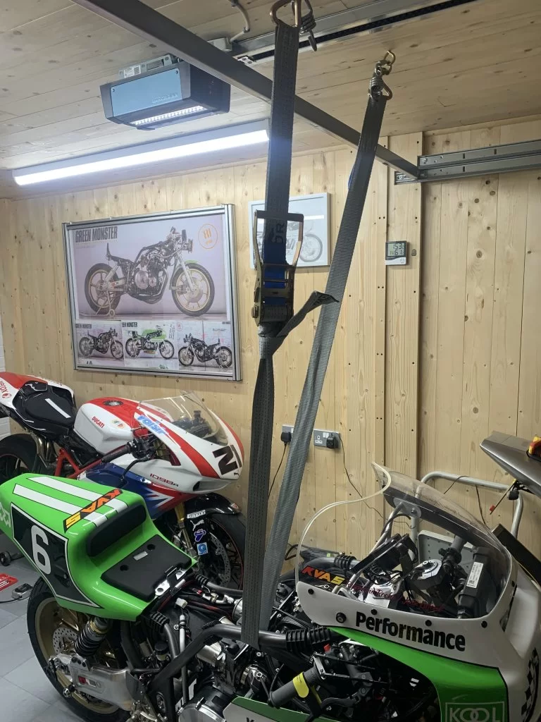 Kawasaki KR1000 Replica 934.webp