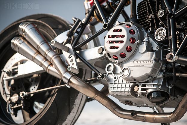 ducati-900ss-2.jpg