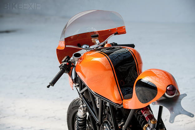 ducati-900ss-1.jpg