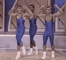 dance-troupe-work-out.gif