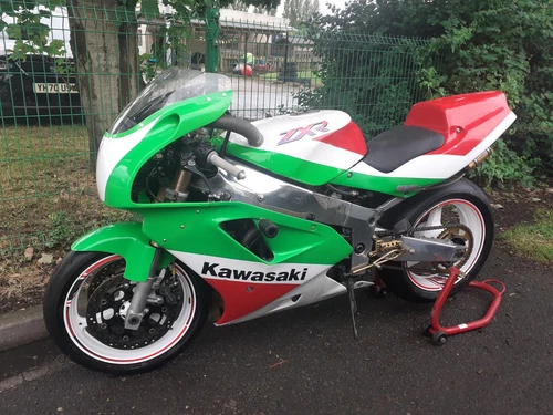 Kawasaki ZXR750rr K rare Homologation model CRMC Classic tt Race Track Parade - Picture 1 of 4