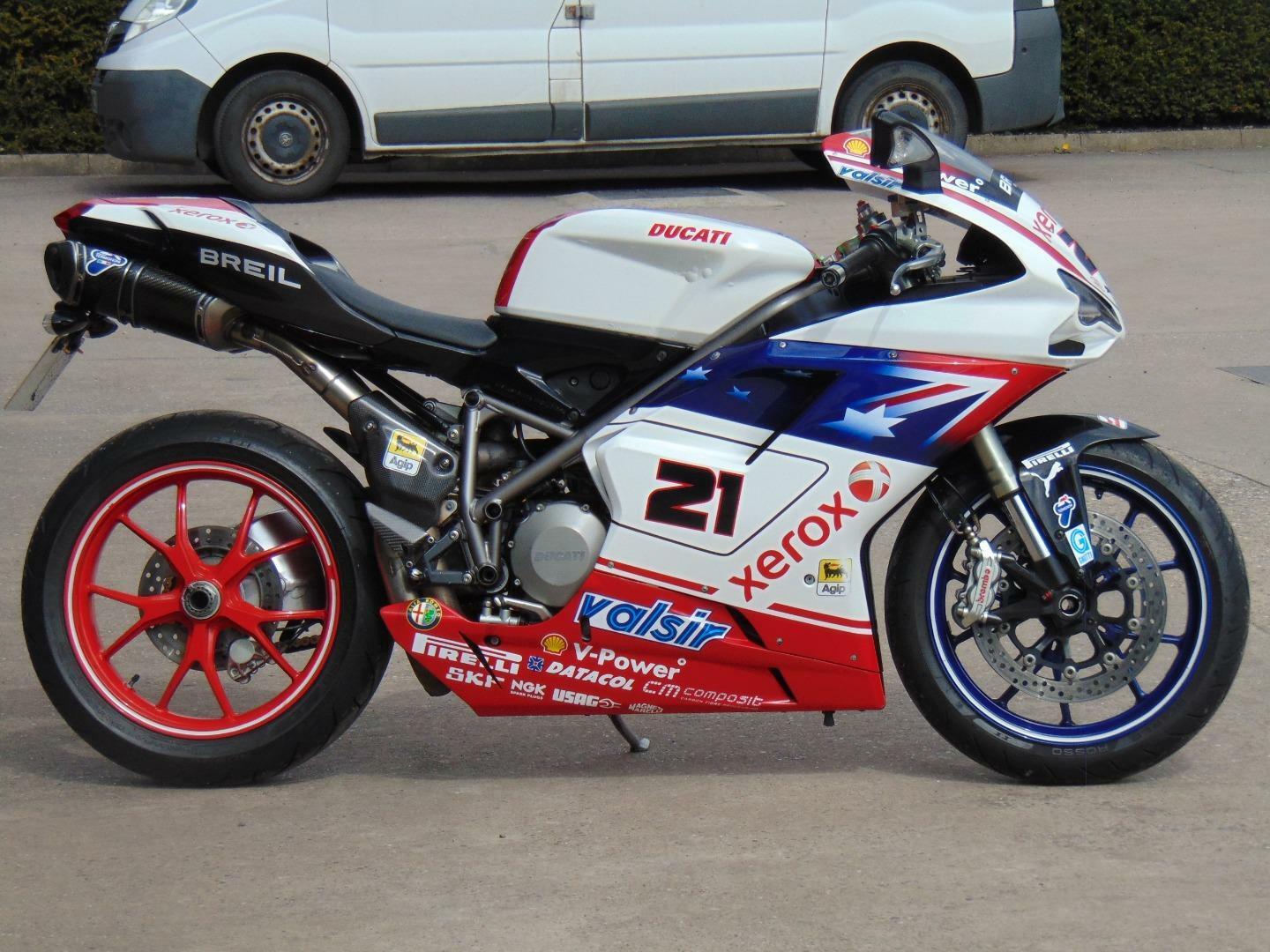 Image 2 - Ducati Troy Bayliss 848 2008 58' Great Condition Termignoni Exhausts Low Mileage
