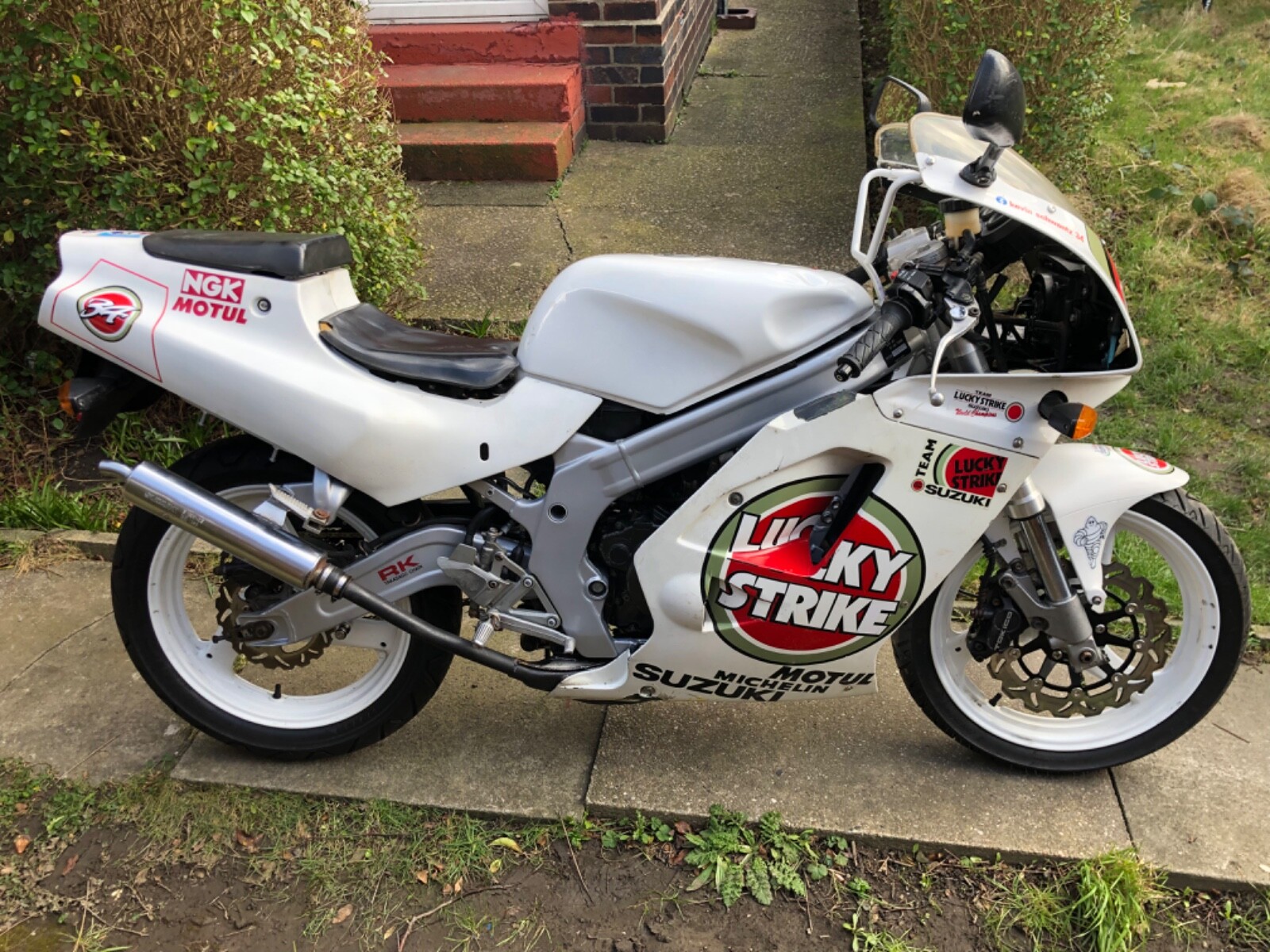 1994 SUZUKI RG 125 F.U.N. TWO STROKE SINGLE - Picture 1 of 9