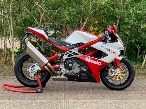 Bimota DB7 (V-twin Ducati 1098 Testsastretta motor) - Picture 1 of 15