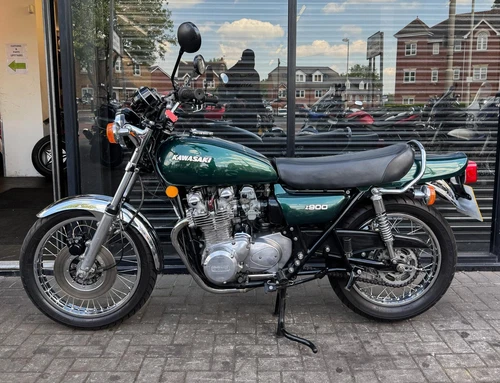 1976 KAWASAKI Z900 * 27,000 MILES * CLASSIC * STUNNING - Picture 5 of 10