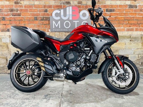 MV AGUSTA TURISMO VELOCE LUSSO 2019 69 - Picture 2 of 12