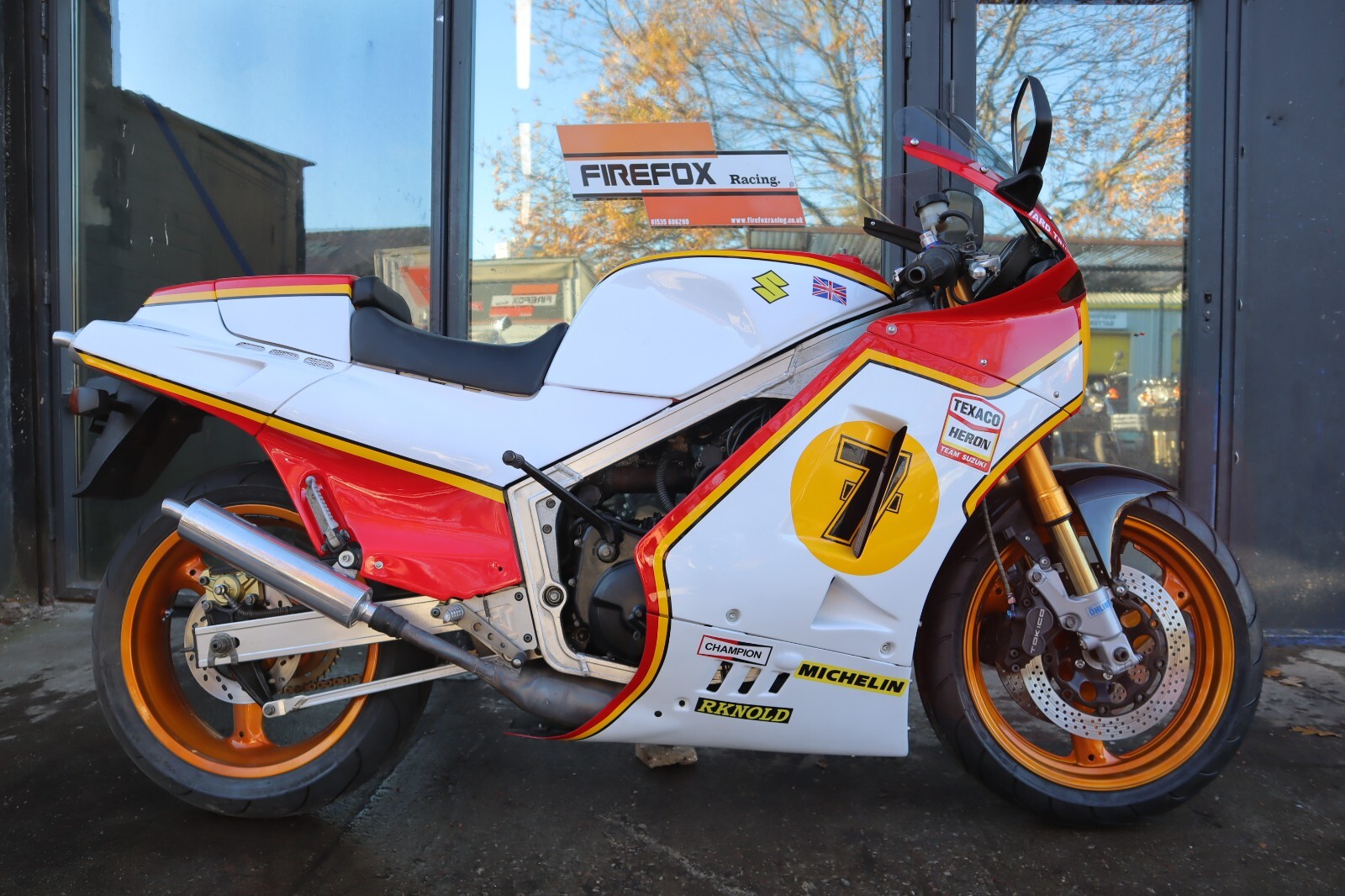 Suzuki RG500 - Barry Sheene Tribute Bike Rare and Special - Picture 1 of 16